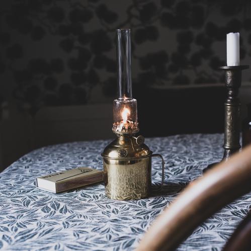 Fotogenlampe med håndtak - Glass/Messing - 27 x Ø8 cm - www.frokenfraken.se
