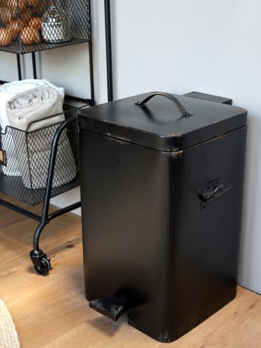 Pedalbøtte - Metall - Antikk Svart - 50 x 30 cm - www.frokenfraken.se