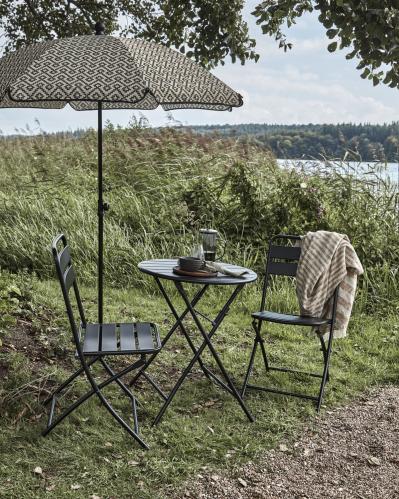 Kafèset - Helo - Svart - 2 stolar 1 bord - www.frokenfraken.se